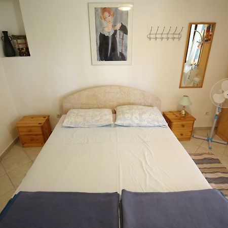 Apartments Paleka Petrcane Ngoại thất bức ảnh