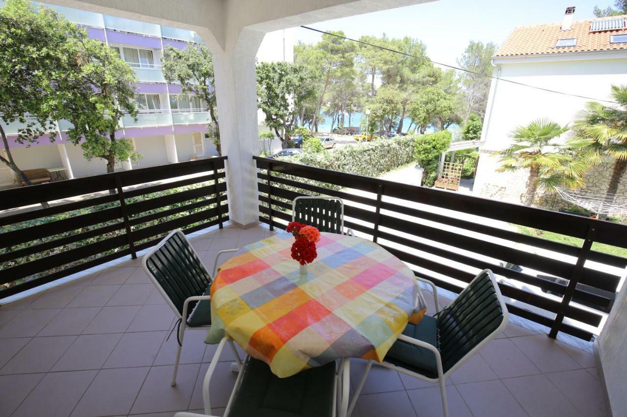 Apartments Paleka Petrcane Ngoại thất bức ảnh