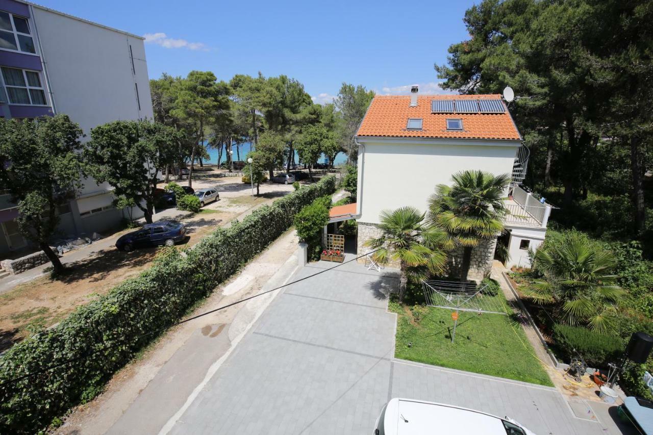 Apartments Paleka Petrcane Ngoại thất bức ảnh