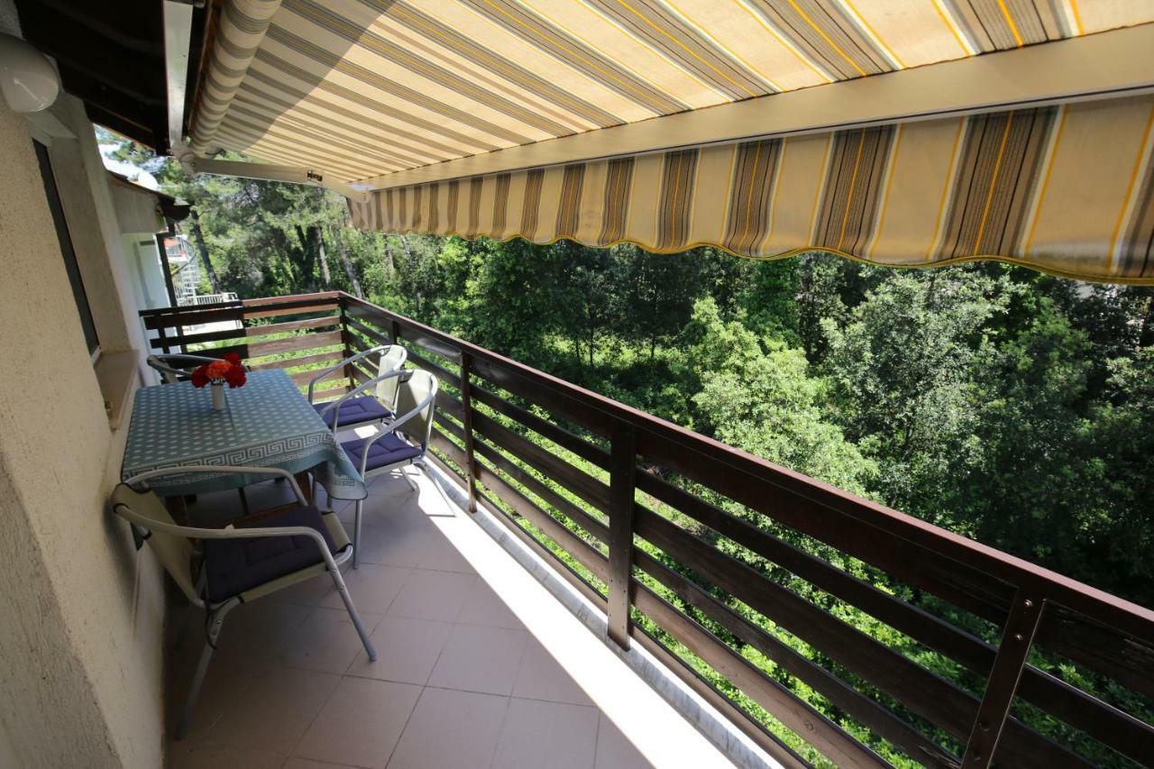 Apartments Paleka Petrcane Ngoại thất bức ảnh